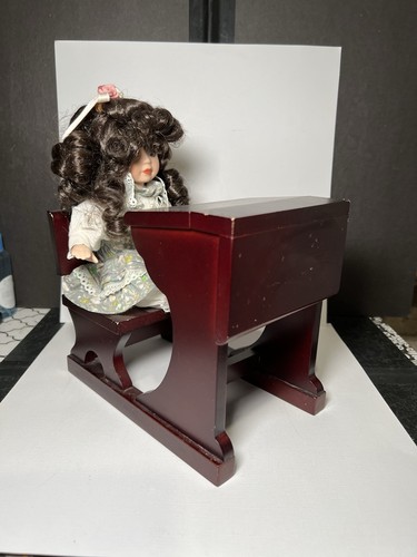 Single wide wooden doll - wide, school